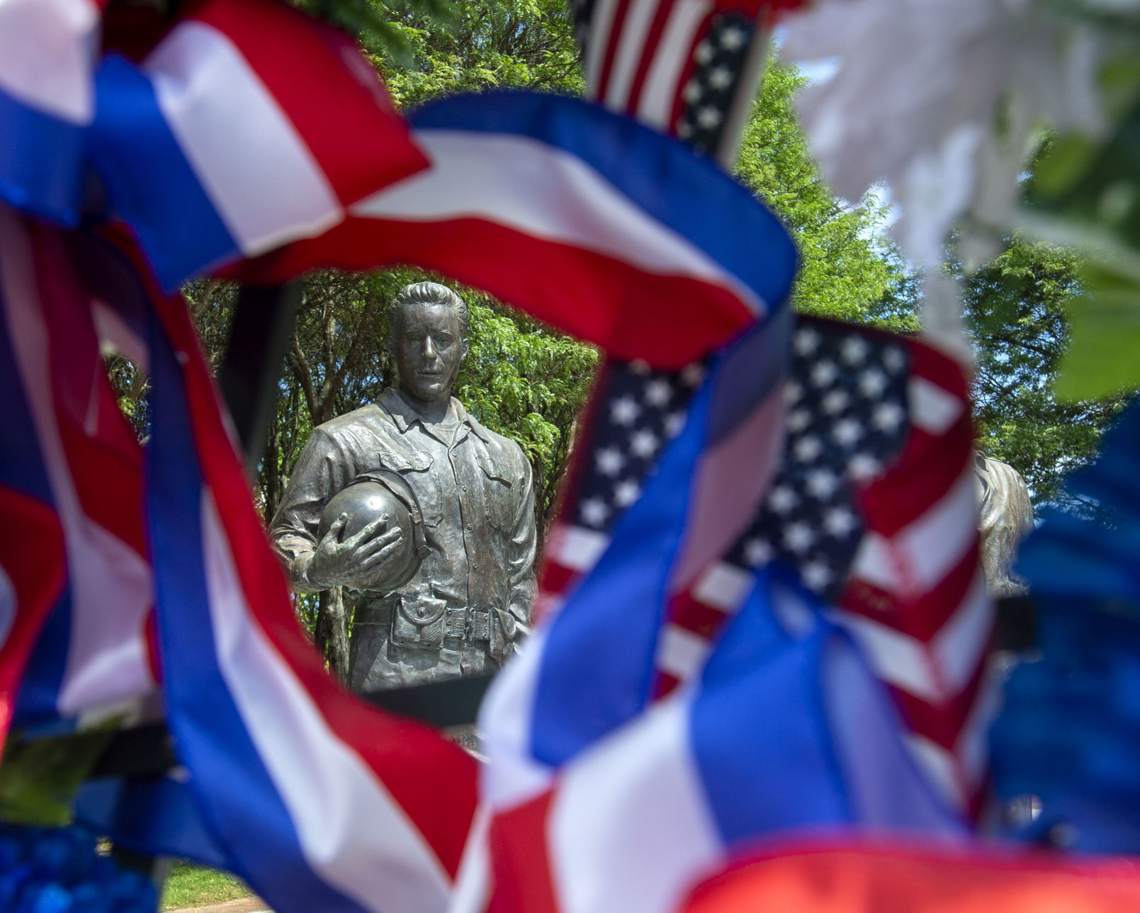 Memorial Day Veterans Memorial 01